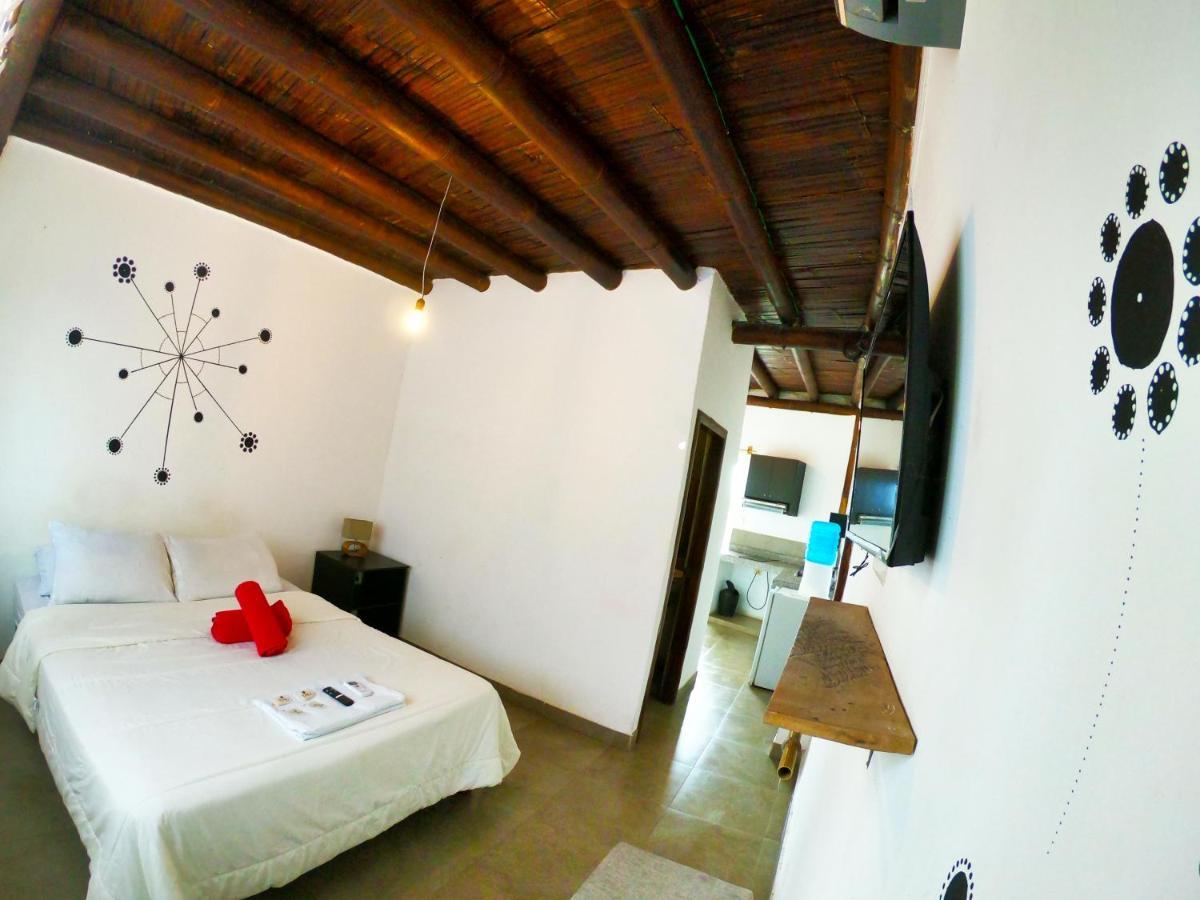 Kiwi Suites Hostel Montañita 外观 照片
